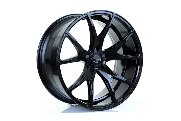 JUDD T500 | 21x10,5 | 5x100 | ET 20 TO 45 | 76 | GLOSS BLACK