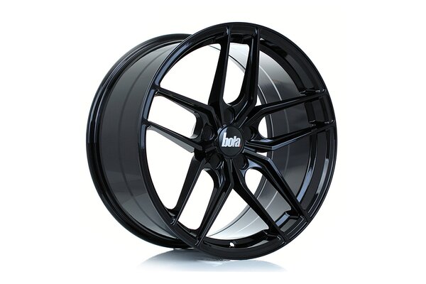 BOLA B11 | 19x9,5 | 5x98 | ET 25 TO 45 | 76 | GLOSS BLACK